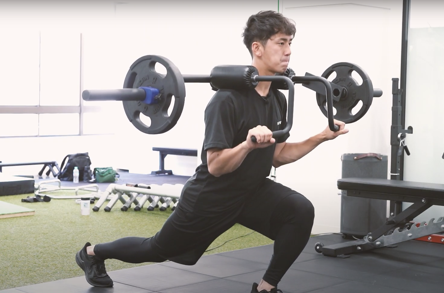 セーフティスクワットバー｜野球につながる筋肉を効率よく鍛える | Me²Room 